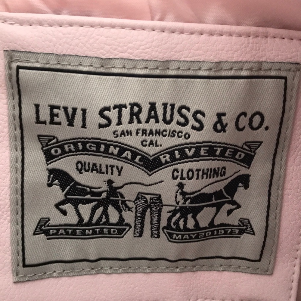 Levi’s Vegan Leather Pastel Jacket - Picture 5 of 6